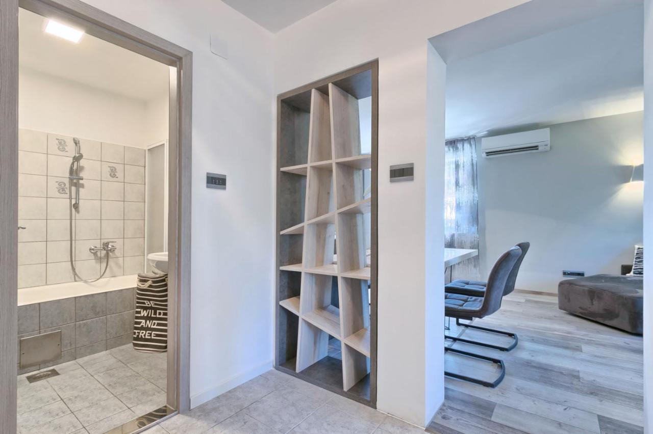 Modern Oasis Apartment Pula Ngoại thất bức ảnh