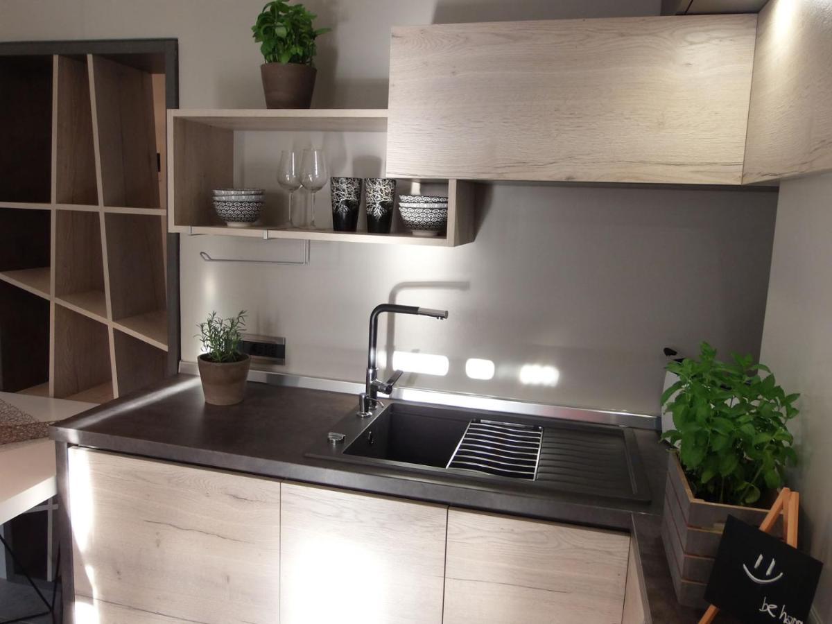 Modern Oasis Apartment Pula Ngoại thất bức ảnh
